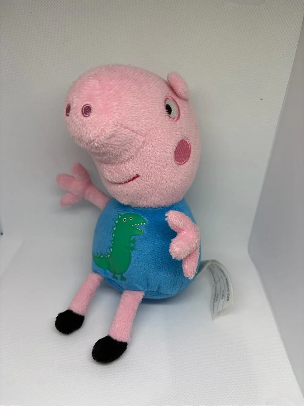 Peppa Pig Plush Stuffed Animals Lot of 4 Peppa George Mummy Daddy Pig